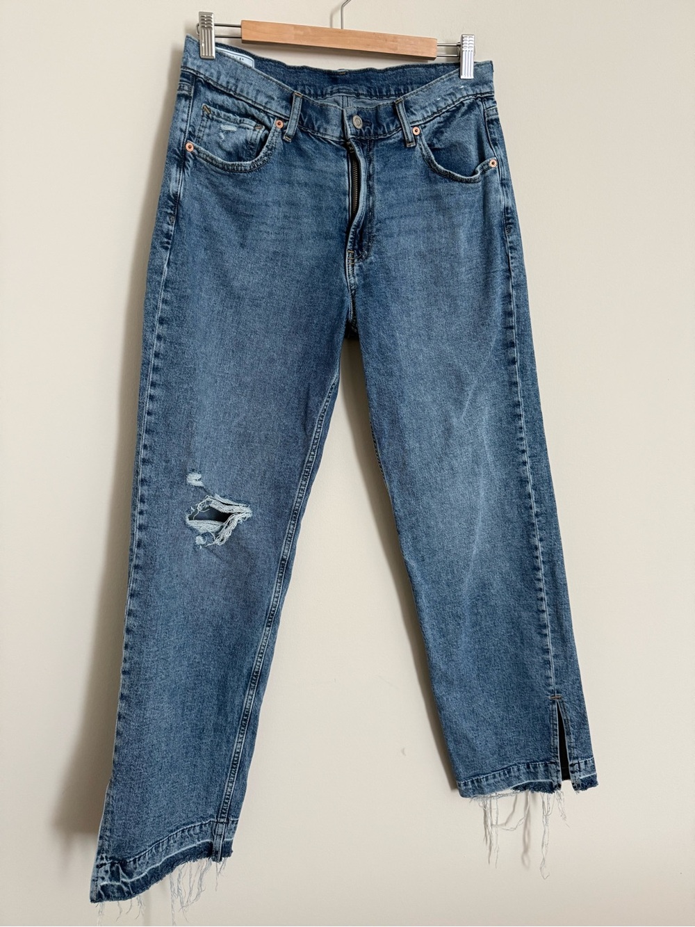 GAP Mid Rise Loose Jeans Distressed Raw Hem Straight Leg Denim 29R Blue